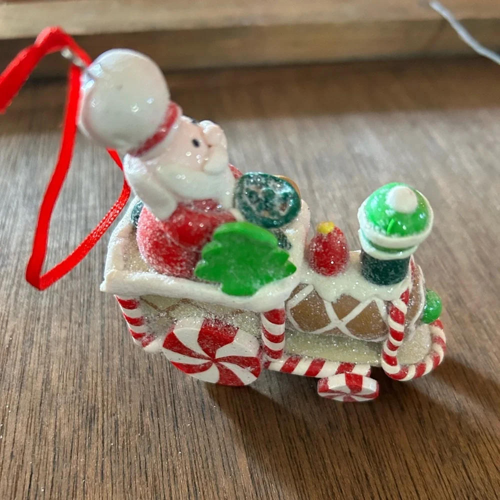 Vintage gingerbread santa